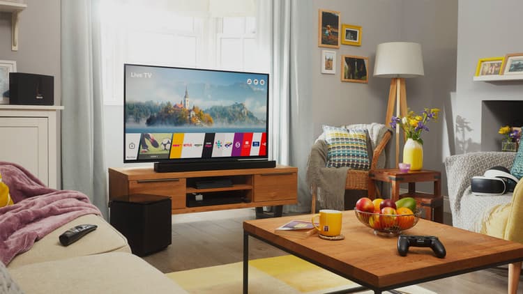 CURRS PCWORLD SLIDER